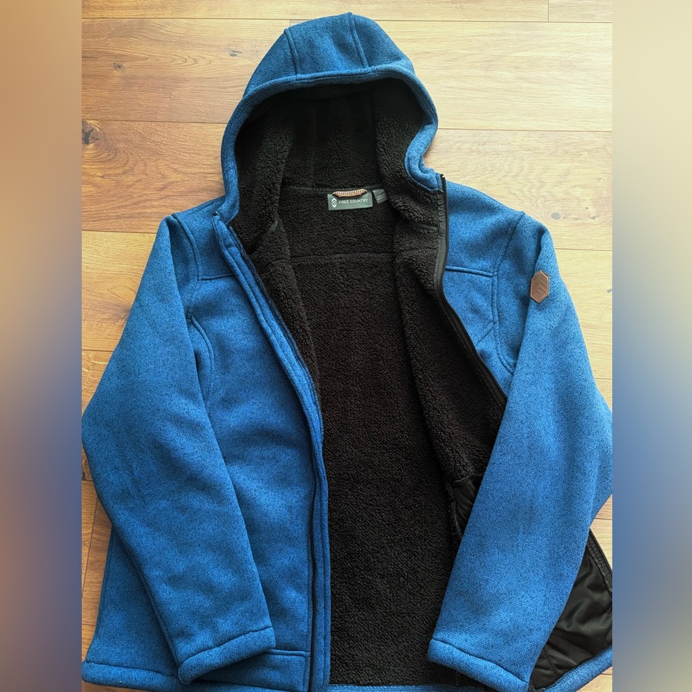 Fleece Sweater 💥💥New and Never Worn 💥💥 - Picture 3 of 5